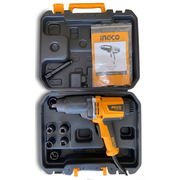 Llave de impacto Ingco IW10508 guardada en su maletín con los dados