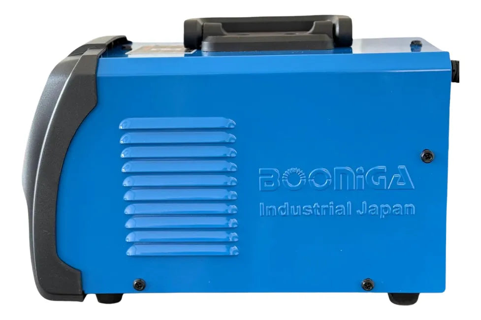 Costado de la soldadora multiproceso Booniga MIG-MMA-300YK1-TIG